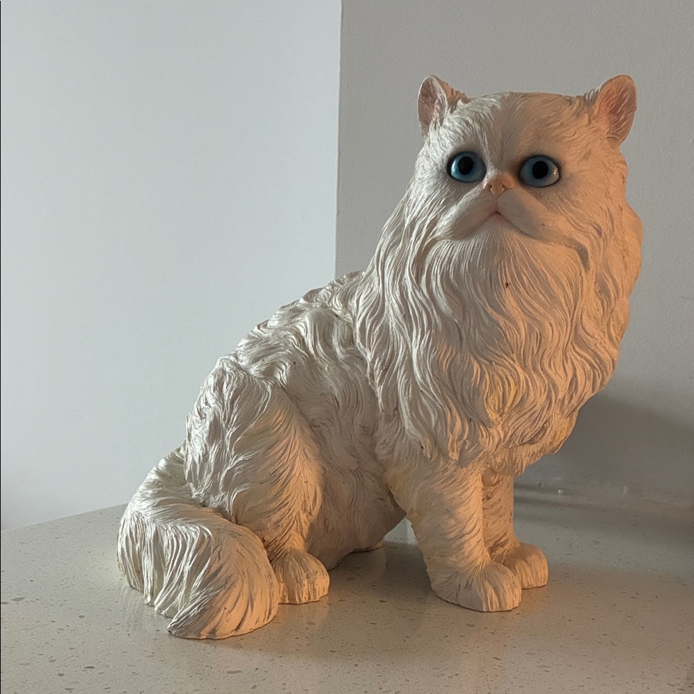 Vintage Realistic White Persian Cat Figure